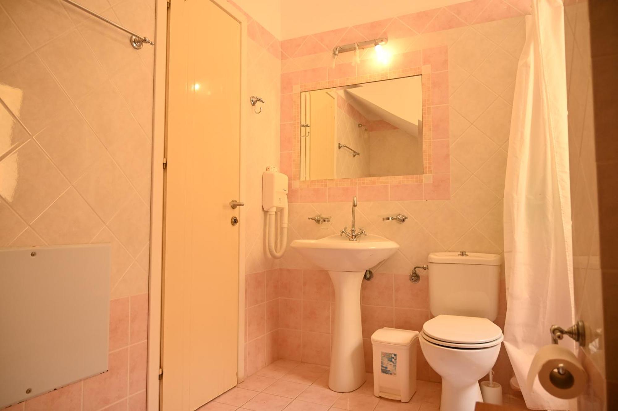 לואורדטה Liocharis Villas מראה חיצוני תמונה
